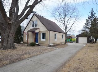 134 Coolidge Ave, Waukesha, WI 53186