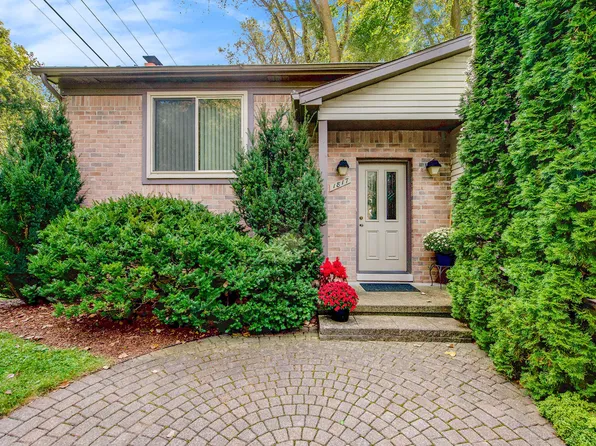 1817 Burns Ave, Ypsilanti, MI 48197
