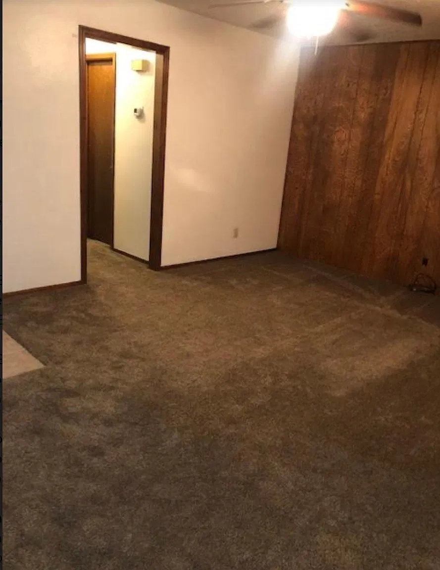2 bed, 1.5 bath, 890 sqft, $650 — Photo 4