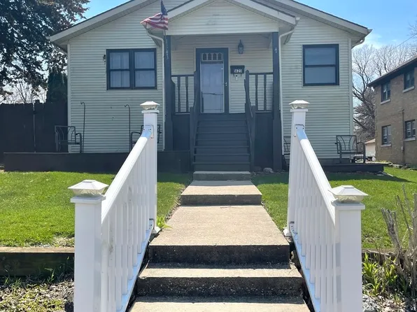 1623 Greenwood Ave, Rockford, IL 61107