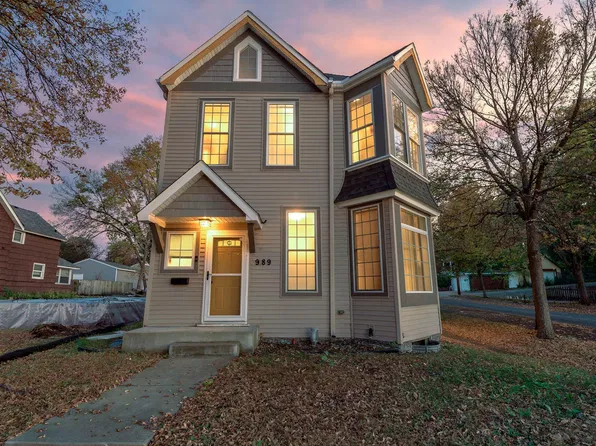 989 Burr St, Saint Paul, MN 55130