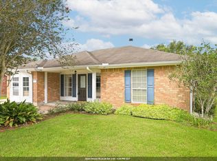 121 Rosedown Dr, Thibodaux, LA 70301