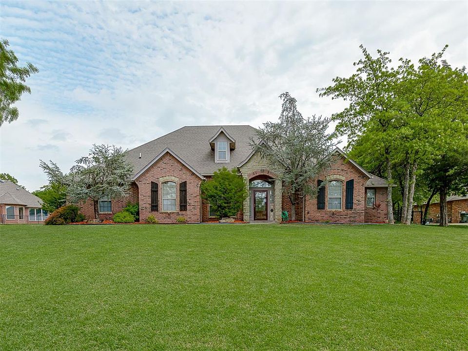 1st image of 8762 Palermo Dr