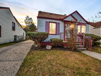7756 Weddel St, Taylor, MI, 48180