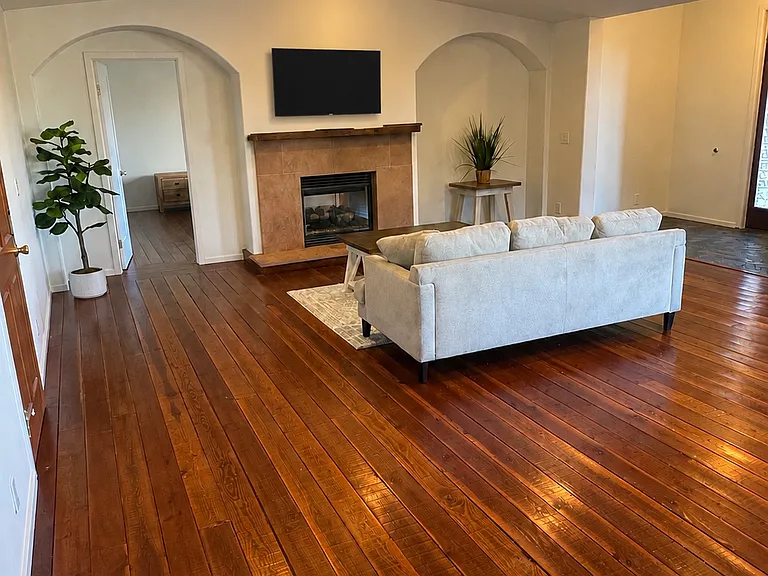 300 Mesa Rd — Photo 4