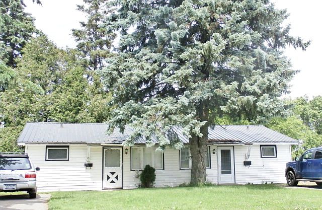 1st image of 43 Hillsdale Ter