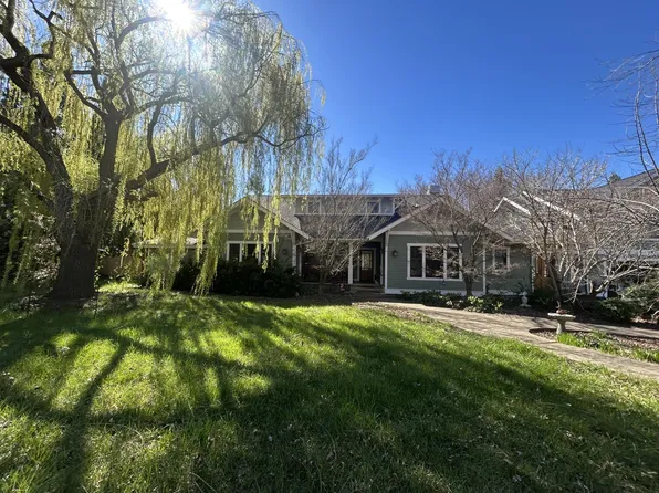 344 E Ashland Ln, Ashland, OR 97520