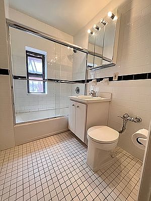 4th image of 34-06 81st St #5