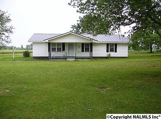 17770 New Cut Rd W, Athens, AL 35611