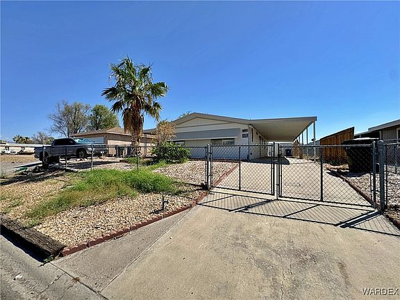 3rd image of 864 Stahlman Drive