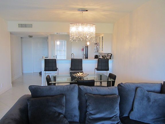3rd image of 3050 N Palm Aire Dr APT 907