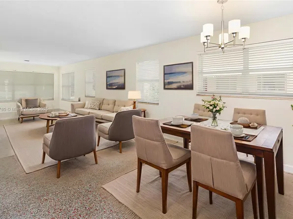 1643 Jefferson St, Hollywood, FL 33020