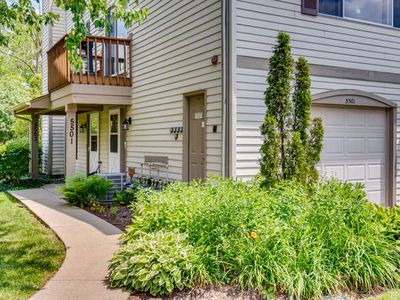 5501 Barclay Ct, Clarendon Hills, IL, 60514