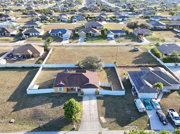 522 NW 21st Ter, Cape Coral, FL 33993