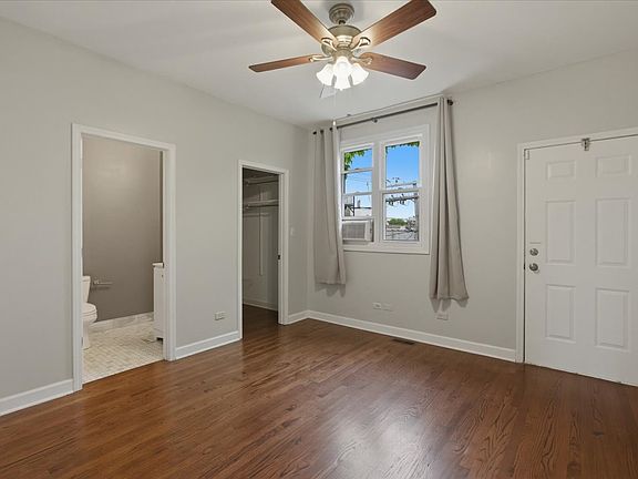 4th image of 745 N Wood St #101