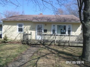2313 Elim Ave, Zion, IL 60099