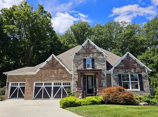 9602 Wandering Woods Ct, Fishers, IN 46037