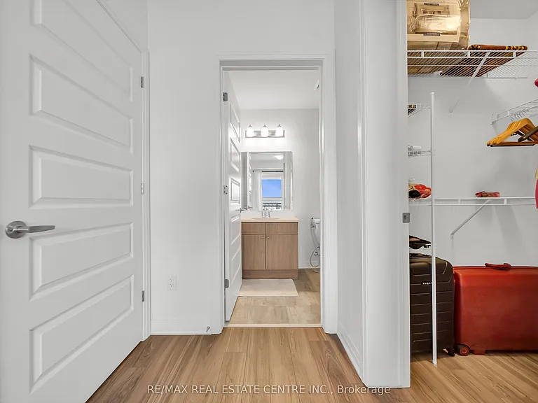 490 Gordon Krantz Ave #504 — Photo 14
