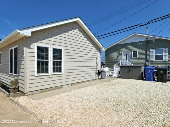 30 E Albacore Way #3, Toms River, NJ 08753