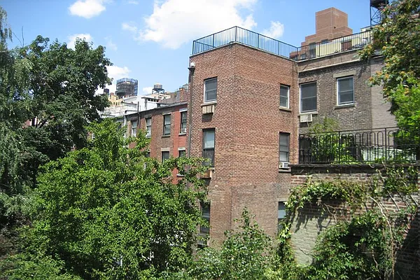 Rented by Corcoran | media 23