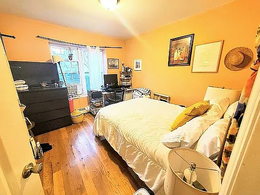 4th image of 337 Palmetto St #2
