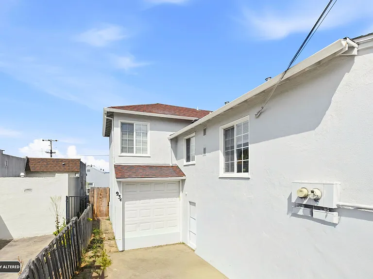 934 Pierce St — Photo 3