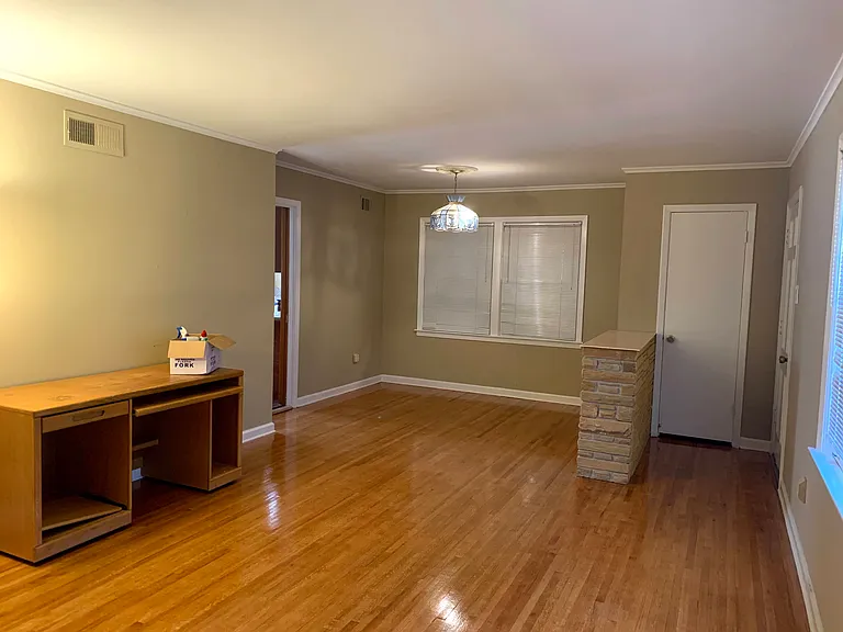 5137 Whitehall Ave — Photo 20