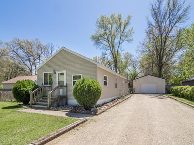 415 W Plainwell St, Plainwell, MI, 49080