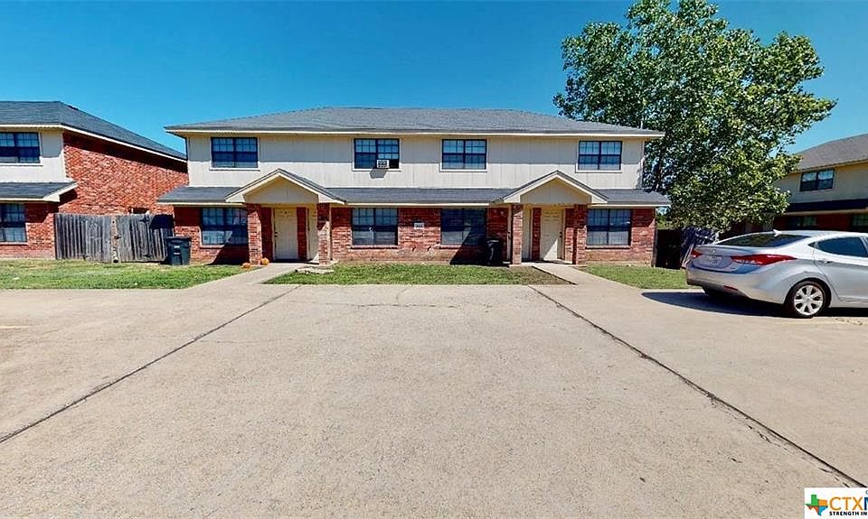 1st image of 1011 Lansberry Ct