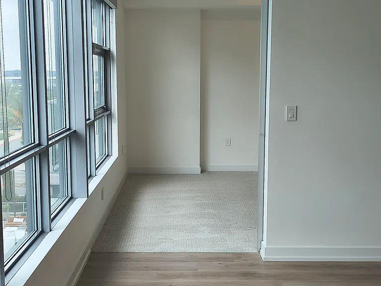 9 Macarthur Pl #N604 — Photo 22