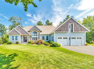 19 Beaudry Ln, Bloomfield, CT 06002