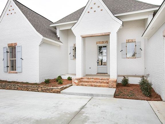3rd image of 145 Camden Lake Dr