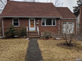 76 N Prospect Ave, Bergenfield, NJ 07621