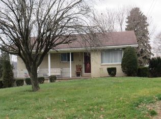 701 Burtner Rd, Natrona Heights, PA 15065