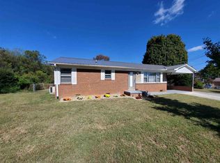 328 Summitt Heights Dr, Jefferson City, TN 37760