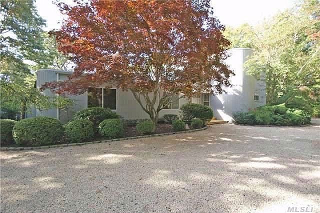 1st image of 22 Fox Hollow Dr