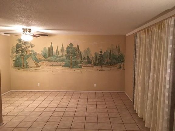 5th image of 3207 Wedgewood Dr