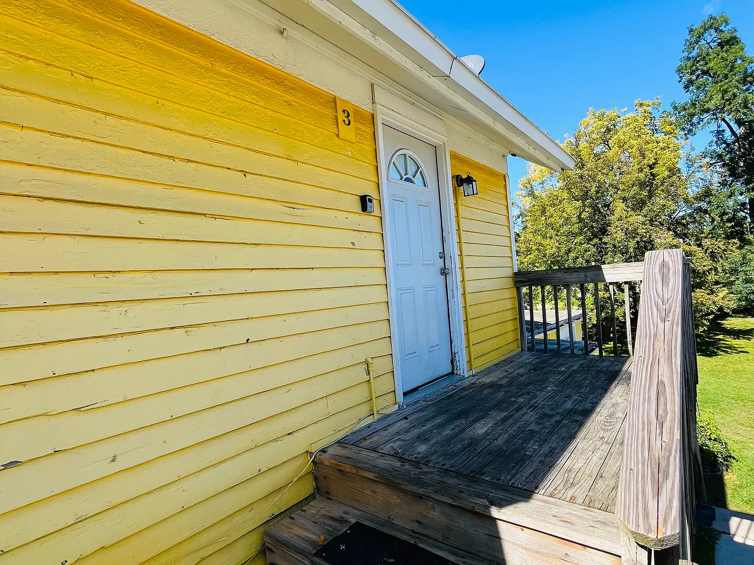 2 bed, 750 sqft, $1,100 — Photo 2