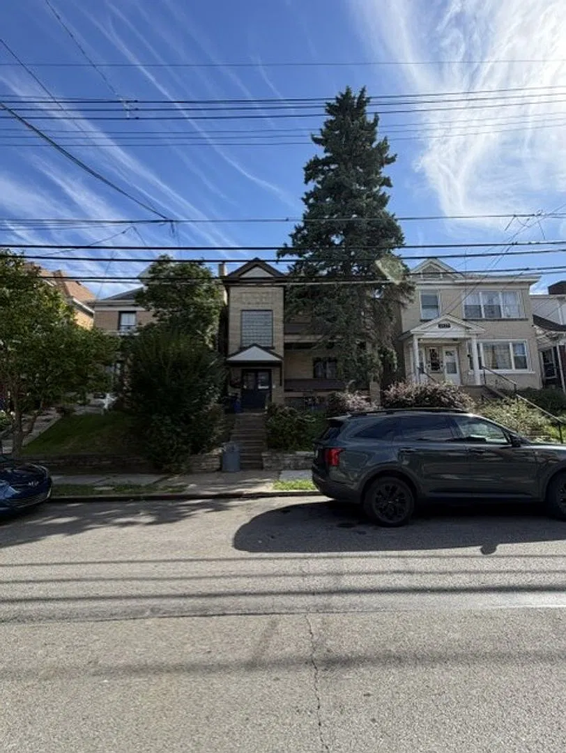 1525 Beechview Avenue — Photo 3