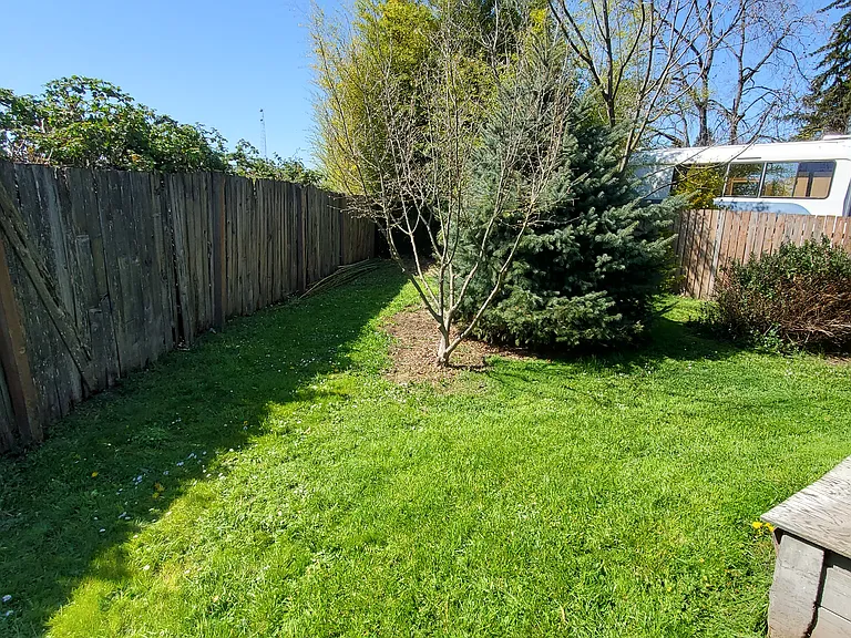 106 Knapp Ln — Photo 22