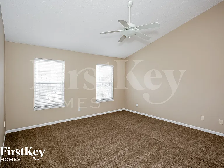 11749 Gatwick View Dr — Photo 8