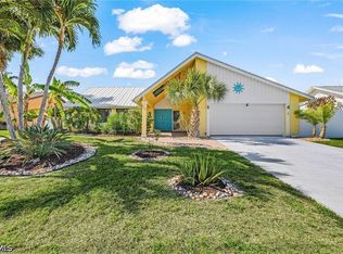 920 SE 33rd St, Cape Coral, FL 33904