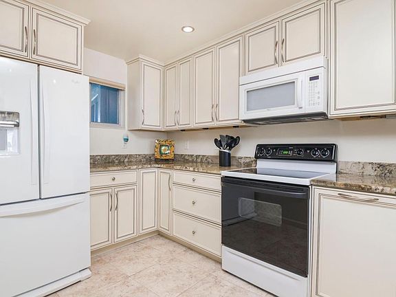 5th image of 1175 Highway A1a APT 410