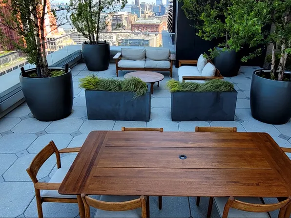 110 Charlton Street 5C image 25 of 25