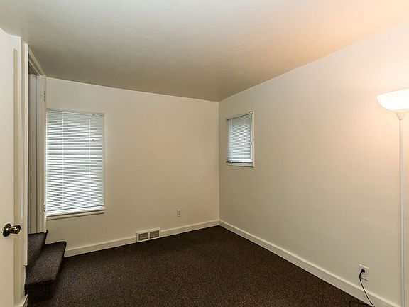 Downstairs Office (stairwell to bedroom)