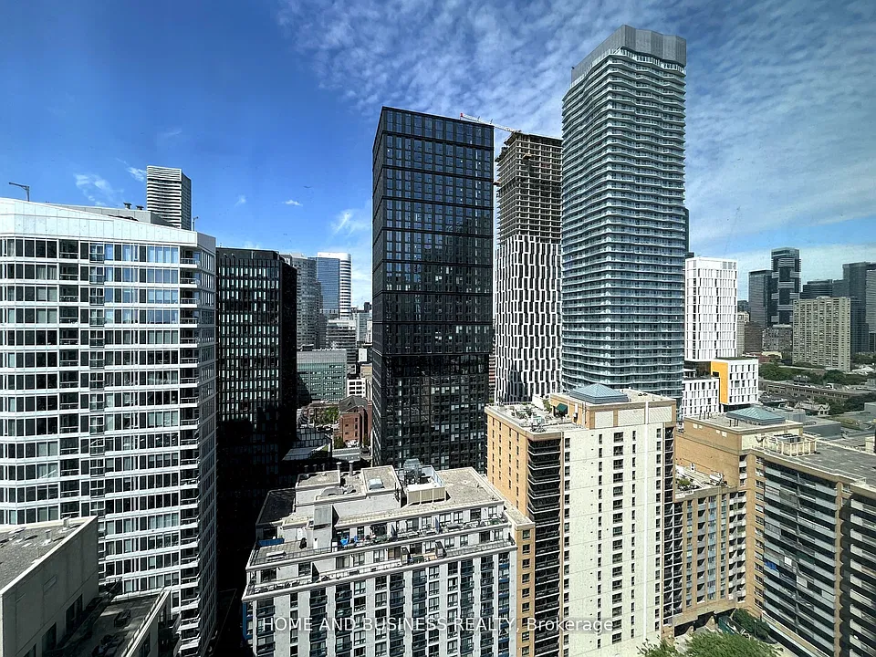 65 Mutual St #2304