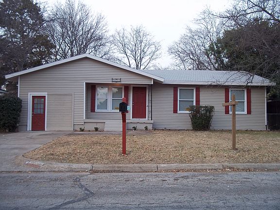 2nd image of 5029 Nadine Dr