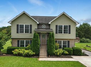 4086 Thomas Jefferson Rd, Forest, VA 24551