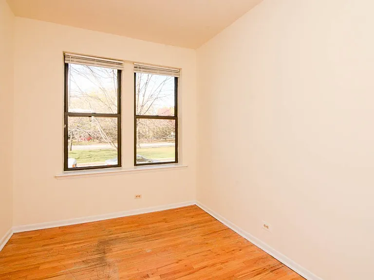 2319 N Kedzie Blvd #F2 — Photo 11
