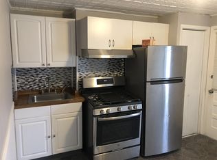 27 Hudson Avenue, Troy, NY 12183